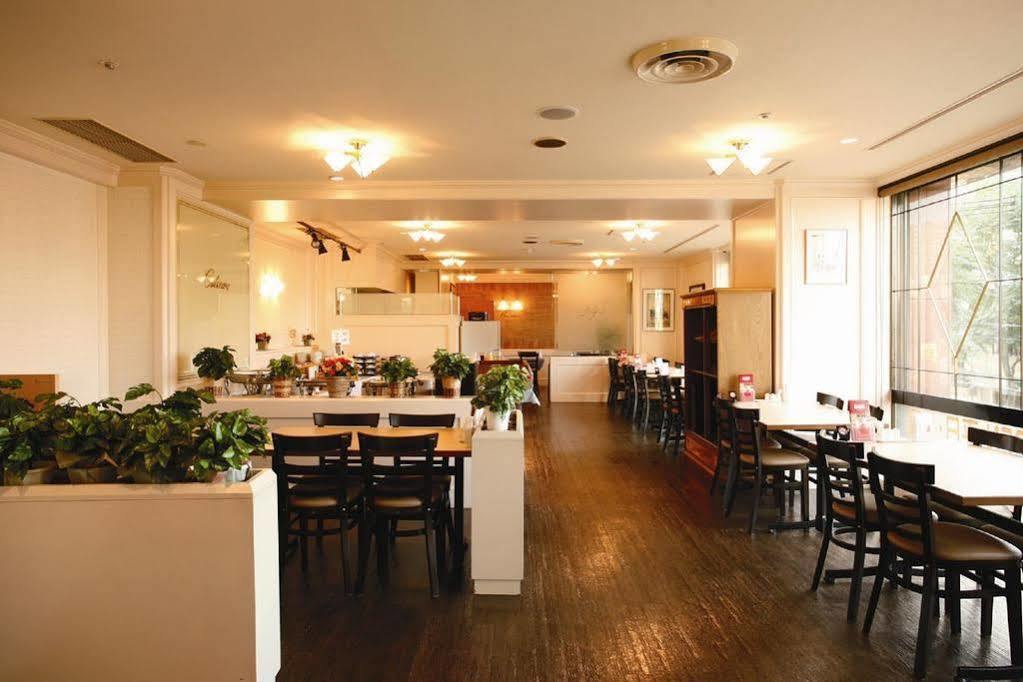 Hotel Sunroute Sapporo Ngoại thất bức ảnh